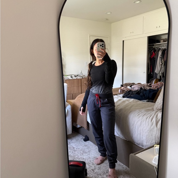 Figs Pants - Figs Charcoal Gray Technical Collection Top